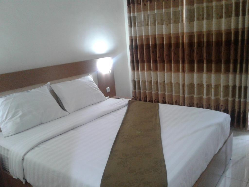 מאלאנג Morse Guest House מראה חיצוני תמונה