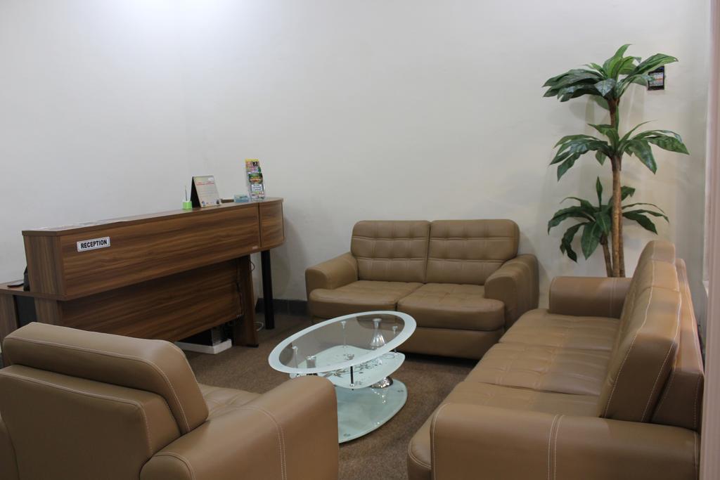 מאלאנג Morse Guest House מראה חיצוני תמונה