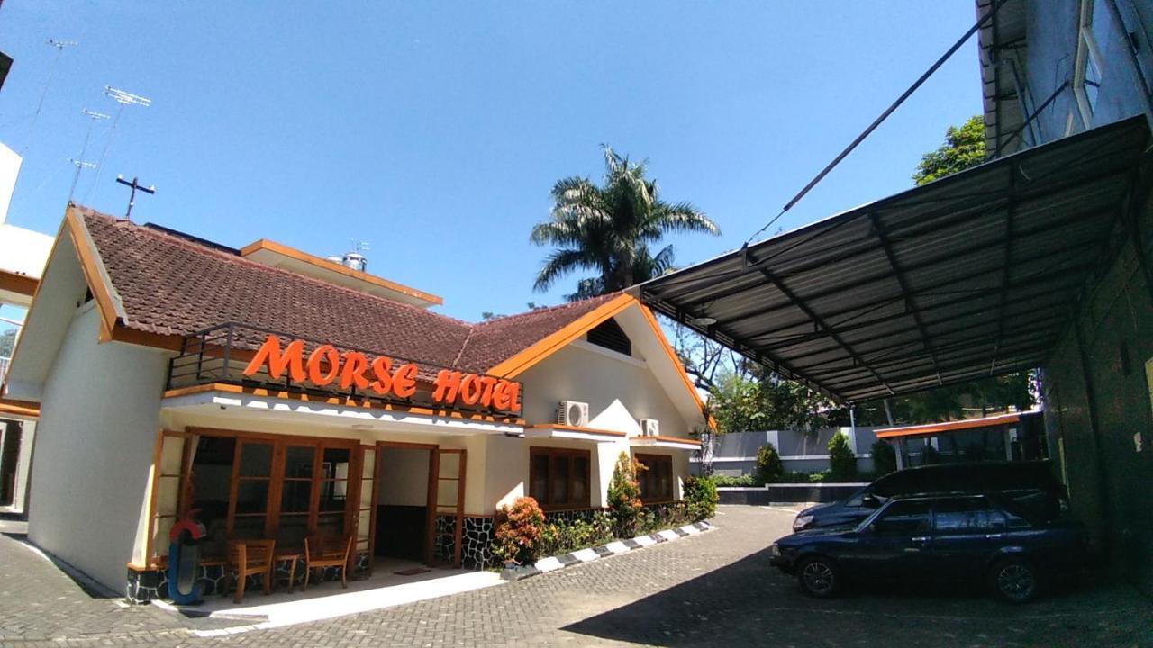 מאלאנג Morse Guest House מראה חיצוני תמונה