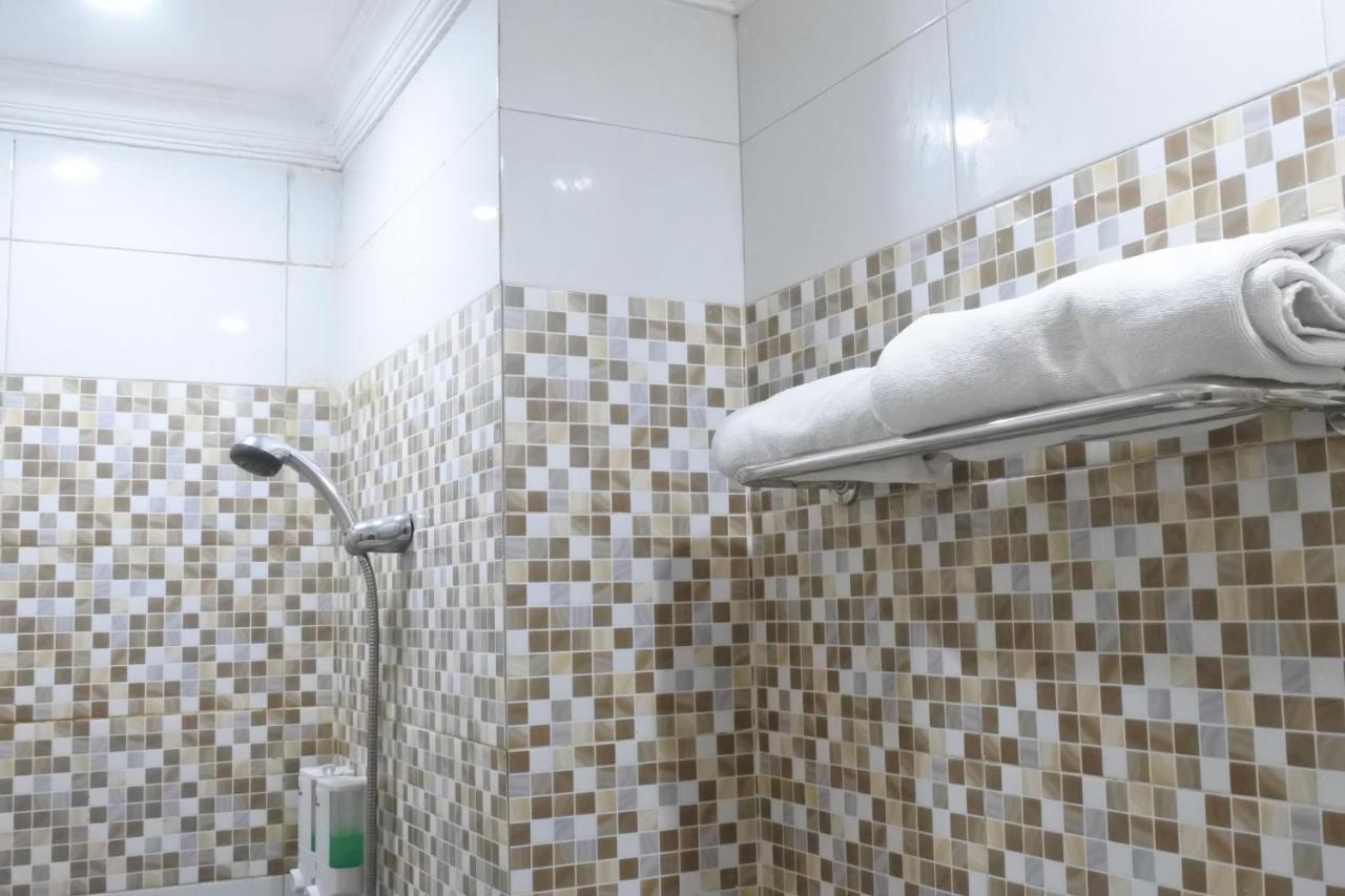 מאלאנג Morse Guest House מראה חיצוני תמונה